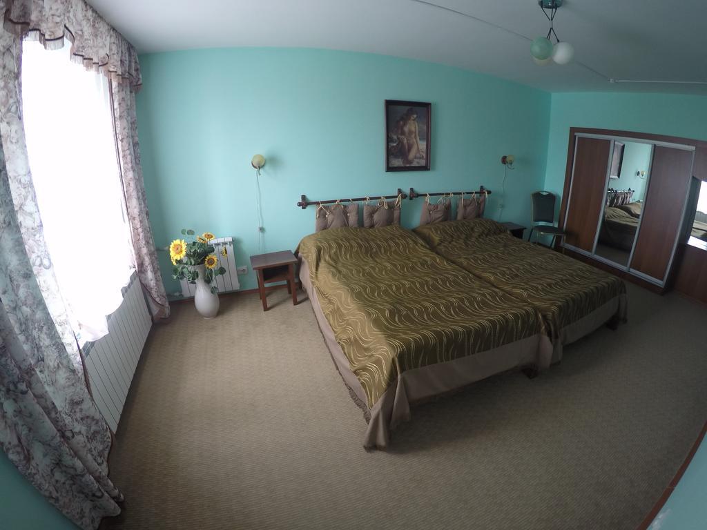 Kurmet Hotel Uralsk Pokój zdjęcie