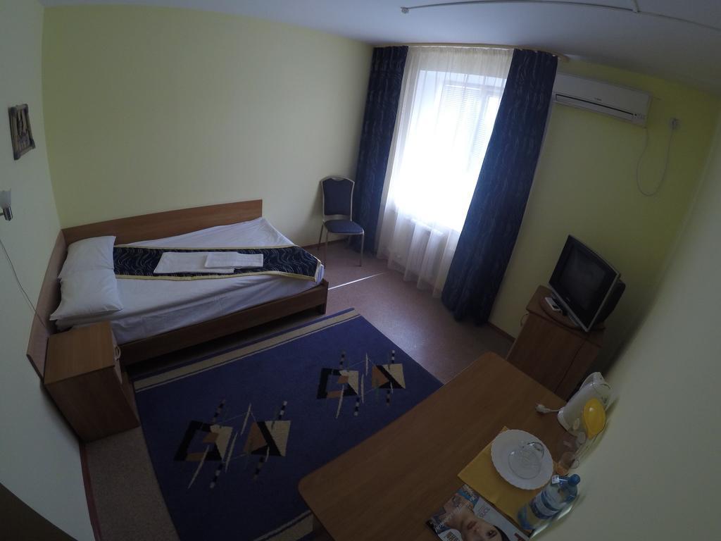 Kurmet Hotel Uralsk Pokój zdjęcie