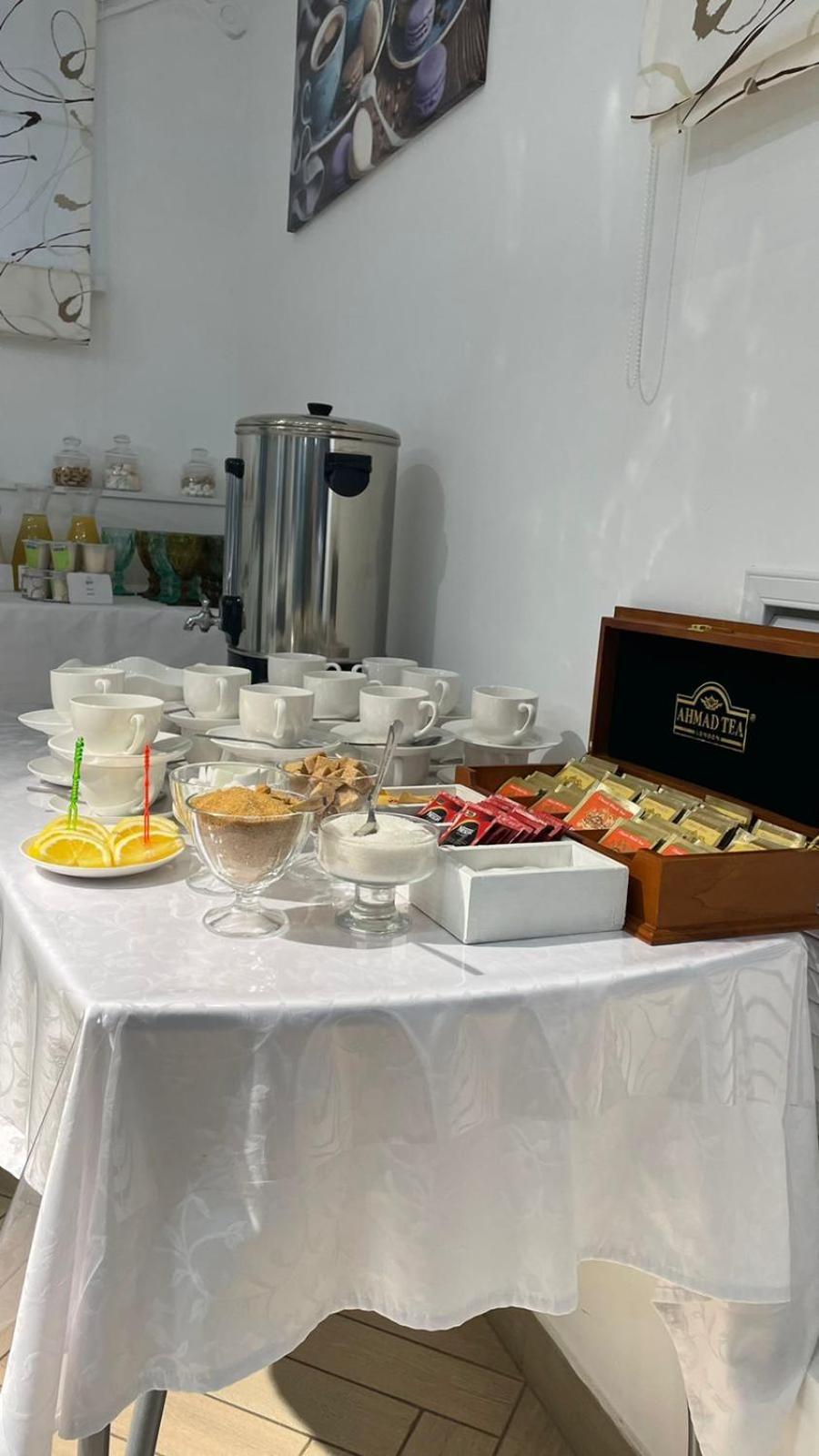 Kurmet Hotel Uralsk Zewnętrze zdjęcie